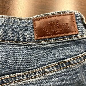 Jeans Hollister high-rise vintage  29waist25 length 9 S-great jeans!😁 distressed